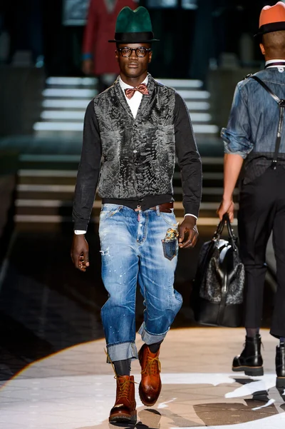 Look 26